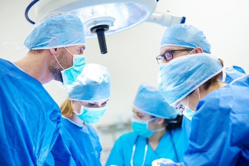 Сколько стоит операция по трансплантации матки и где ее можно сделать?