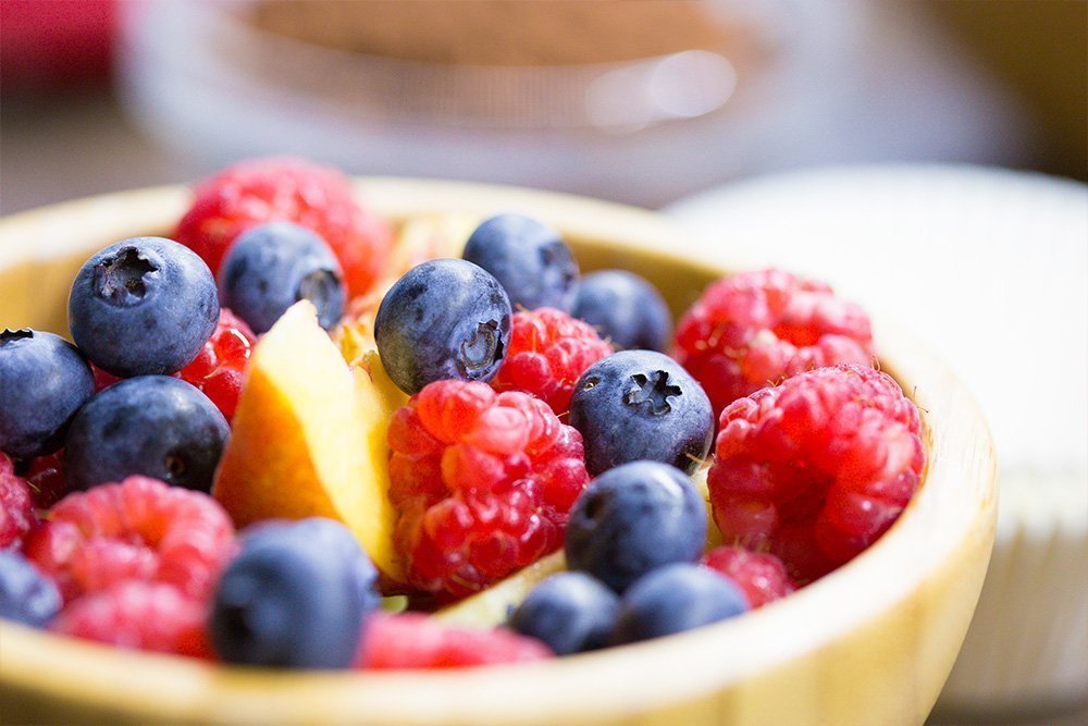 Малина: полезное питание с ягодой