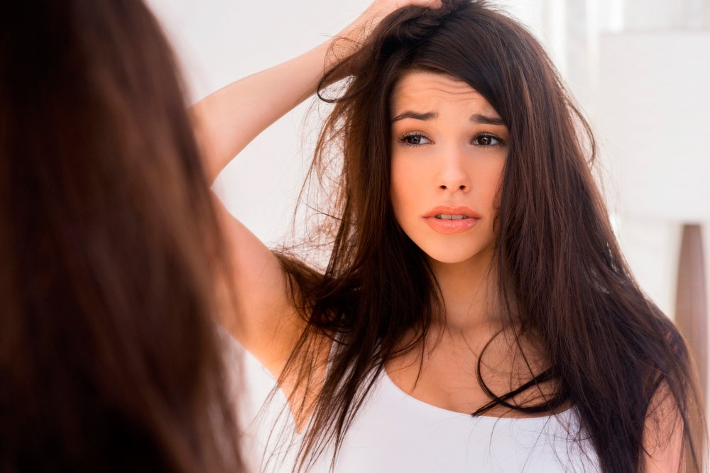 Сухие кожа и волосы: о дефиците какого витамина это говорит?