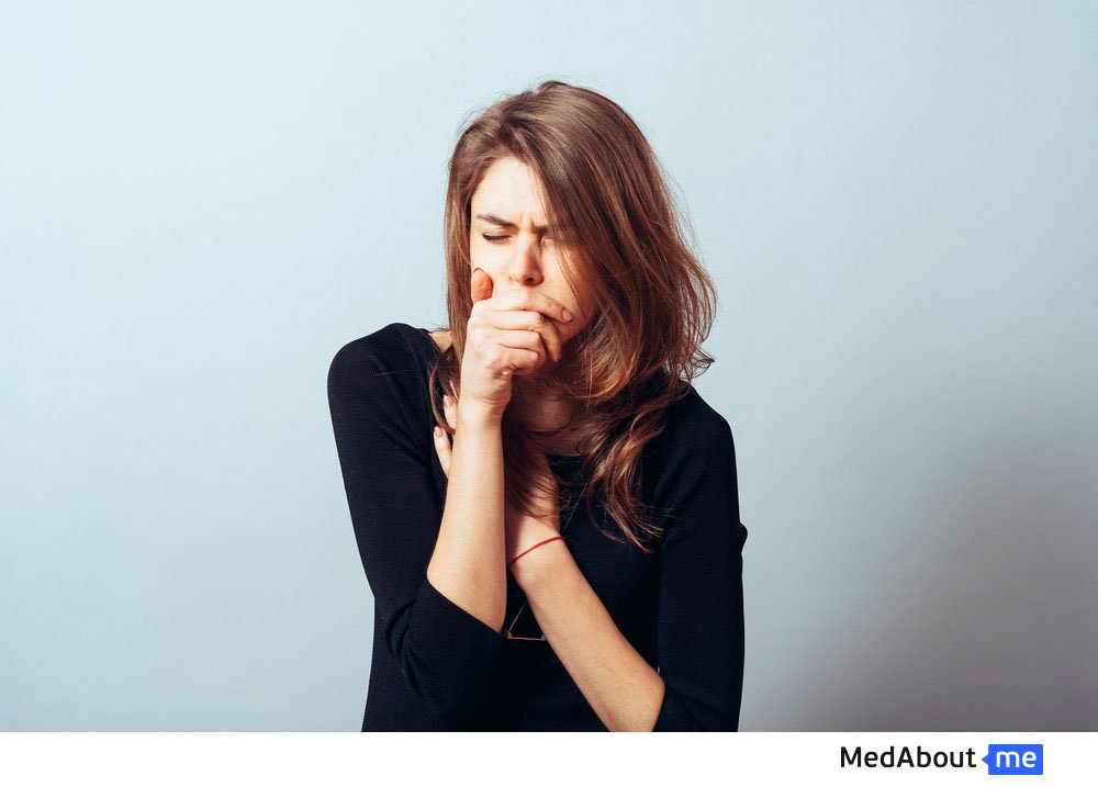 Першение в горле и кашель: причины и лечение