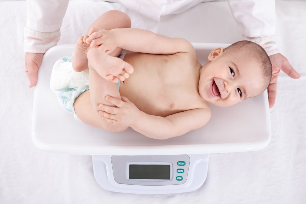 Чем характеризуется физическое развитие детей первого года жизни?
