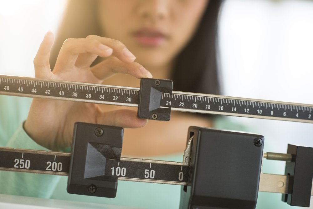 Почему происходит набор веса или похудение