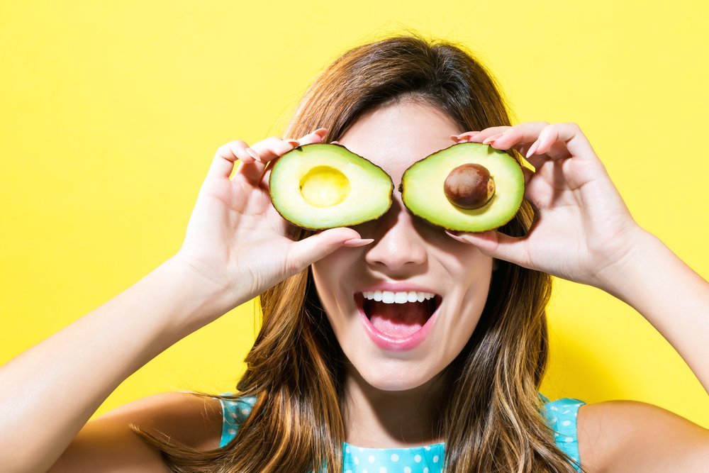 Авокадо — один из самых полезных для кожи плодов