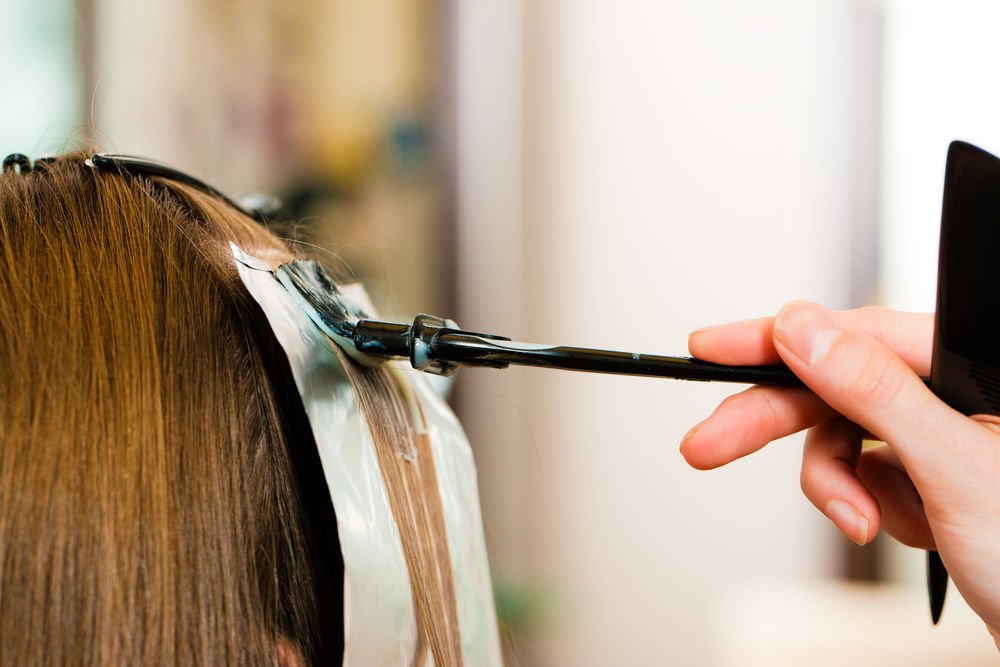 Уход и окрашивание седых волос