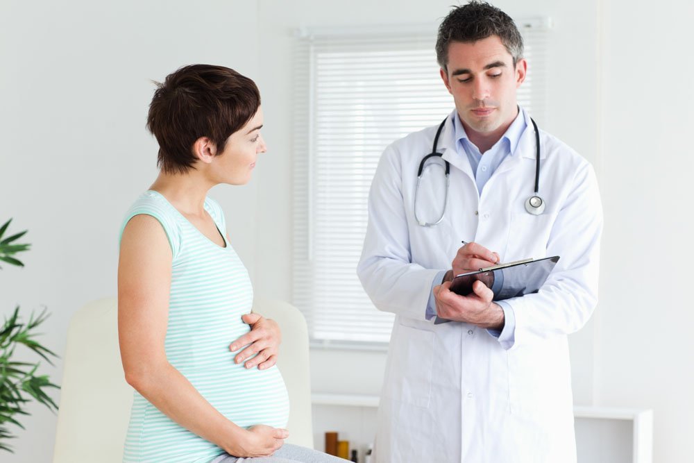 Течение беременности и аномалии предлежания