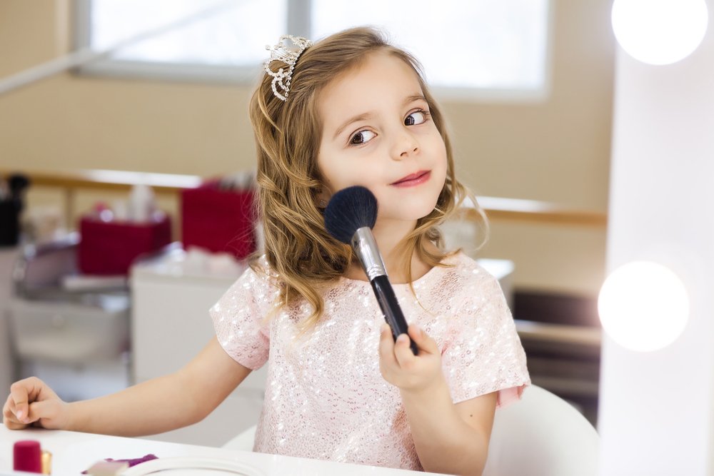 Как индустрия красоты влияет на детей?