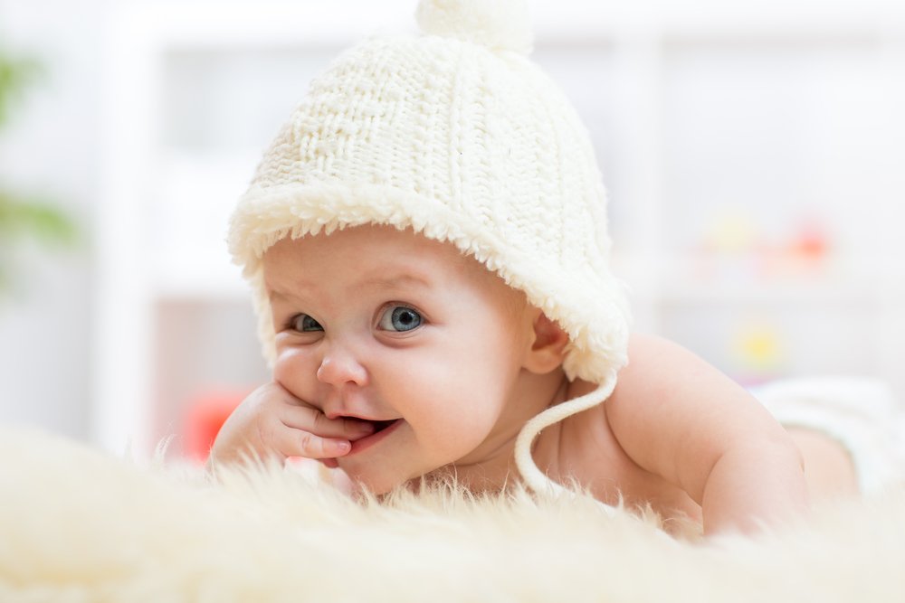 Основные этапы нервно-психического развития малышей 4-6 месяцев