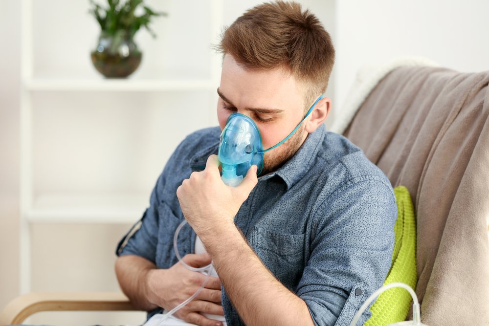 Симптомы приступов астмы: кашель, одышка