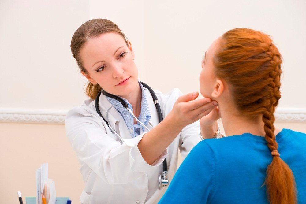 Как часто женщине нужно посещать эндокринолога?