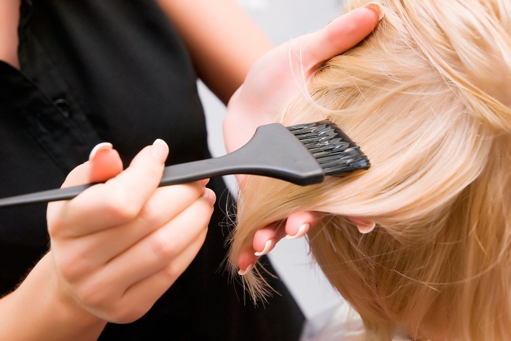 Уход за волосами: профилактика выпадения