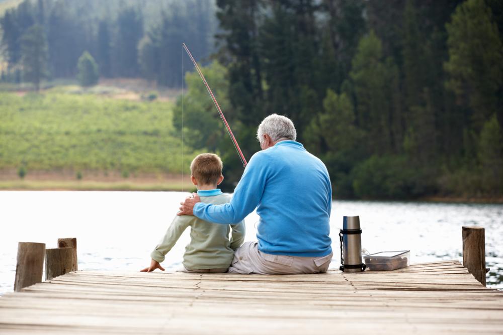 Памятка для родителей: вещи первой необходимости для похода на рыбалку с ребёнком