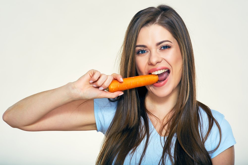 Миф первый: для хорошего зрения надо есть много морковки