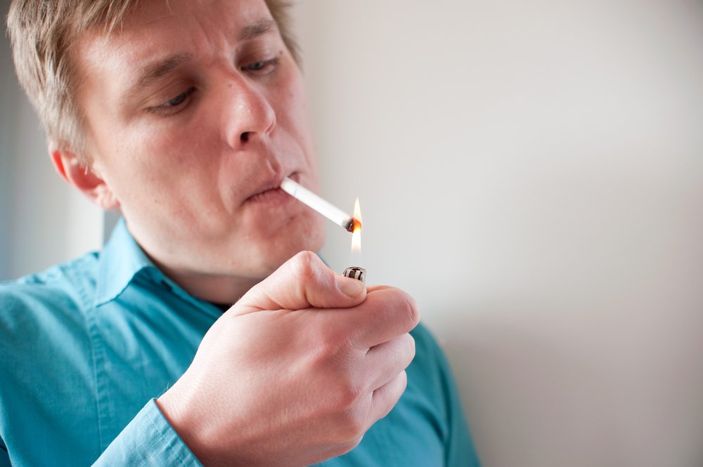 Вредные привычки и нарушения дыхания: сигареты, вейпы