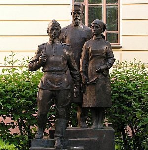 Памятник госпитальным врачам и сестрам.Томск.jpg