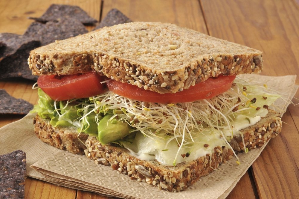 Правила питания бутербродами для здоровья