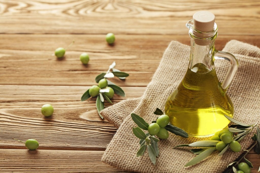 Секреты красоты: в чем польза оливкового масла?