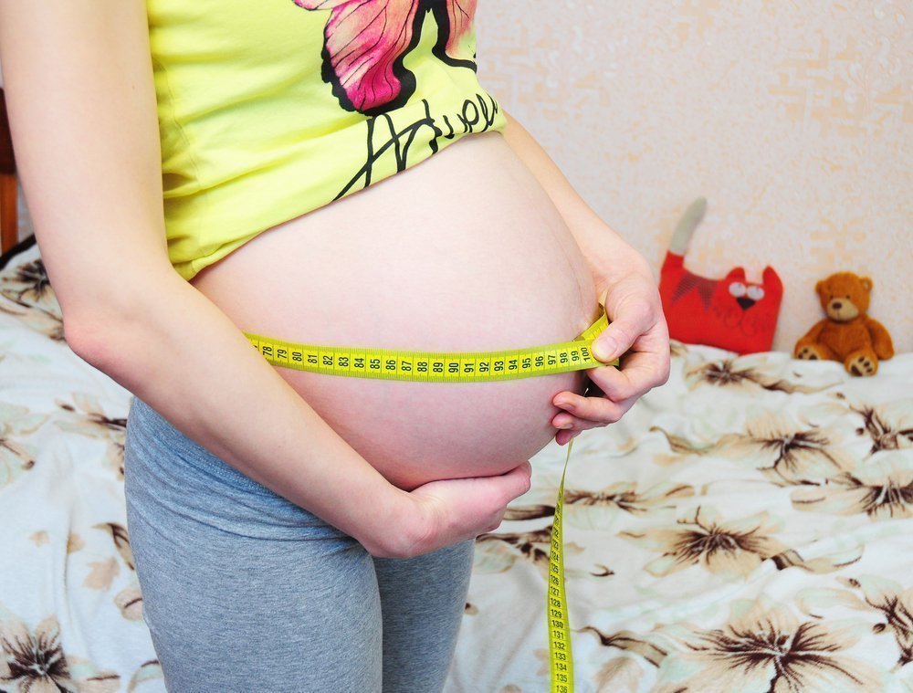 Особенность беременности у юных матерей
