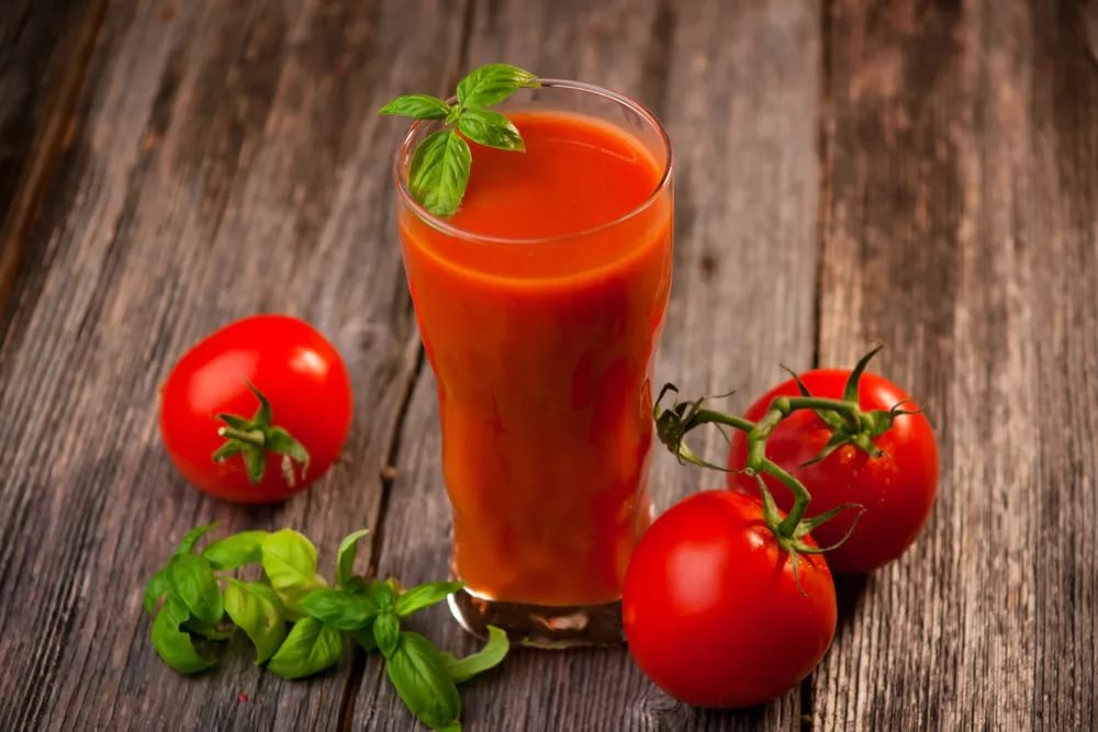 Качественные продукты питания: выбираем томатный сок