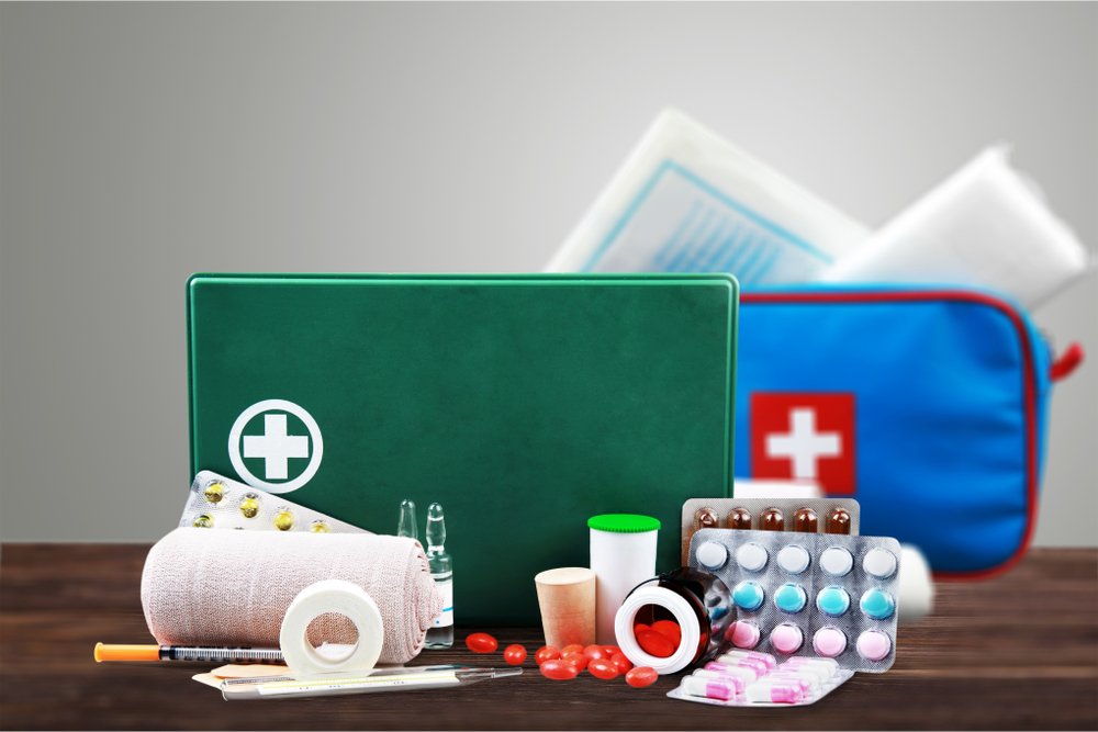 Таблетки, капли, спрей — какие медицинские препараты подойдут для детской аптечки
