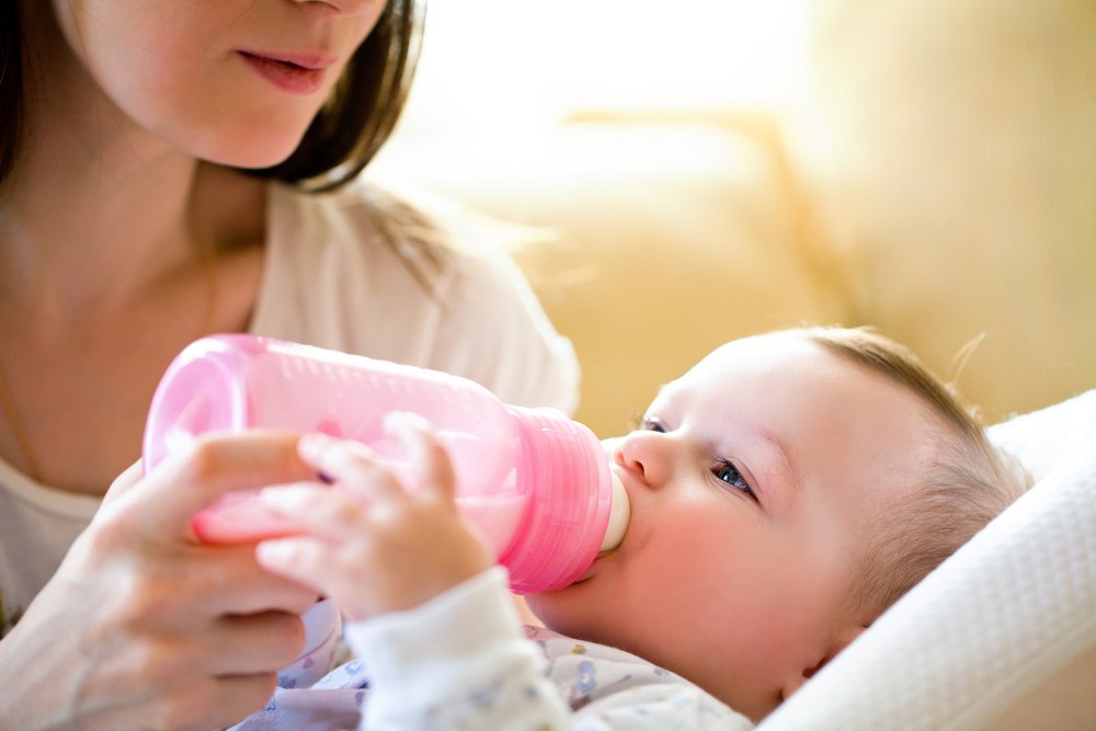 Здоровье малыша: когда нужна новая смесь?