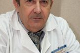 Кушнир Семен Михайлович. Профессор, доктор медицинских наук, врач. Автор более 250 научных трудов, учебных пособий для врачей, 5 монографий, 15 изобретений.