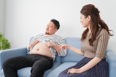 10 способов ненавязчиво заставить мужа похудеть