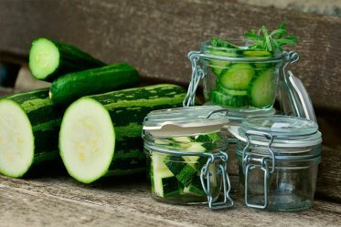 Заготавливаем кабачки на зиму: 5 рецептов