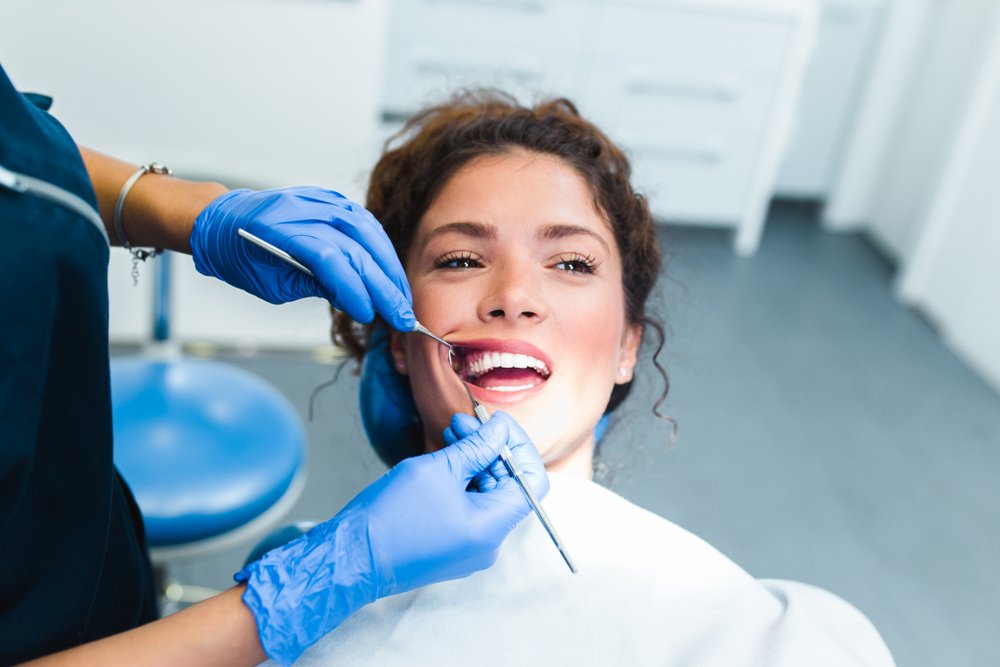 Запись на прием к стоматологу и общие рекомендации