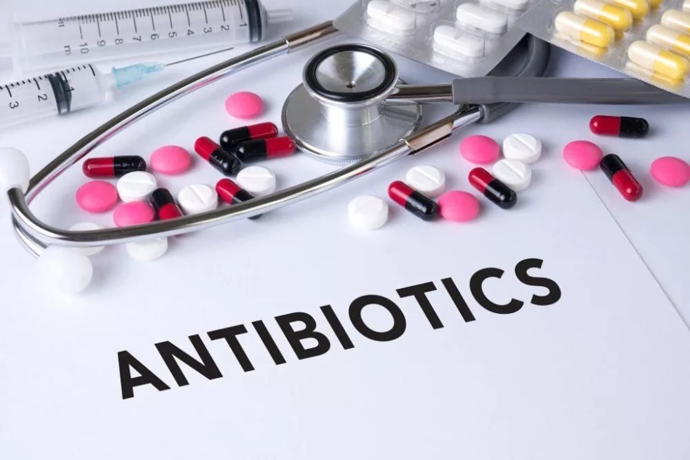 Антибиотики против бактерий