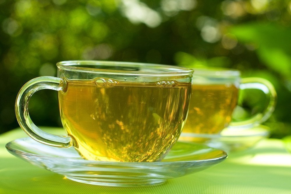 Простой рецепт зеленого чая с апельсином и малиной