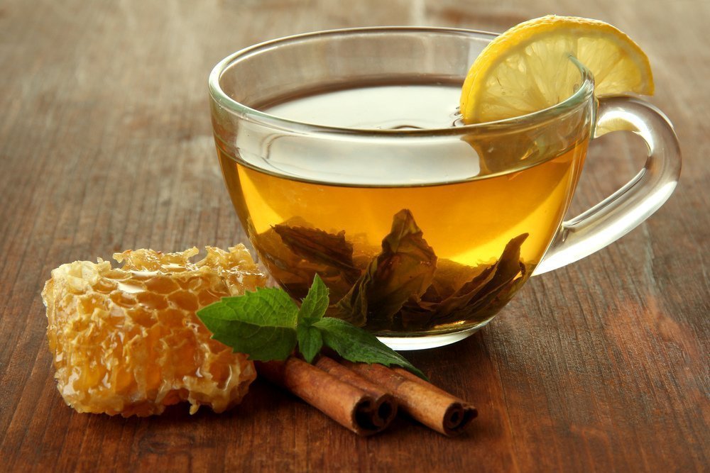 3. Чай с медом и лимоном хорош в холода