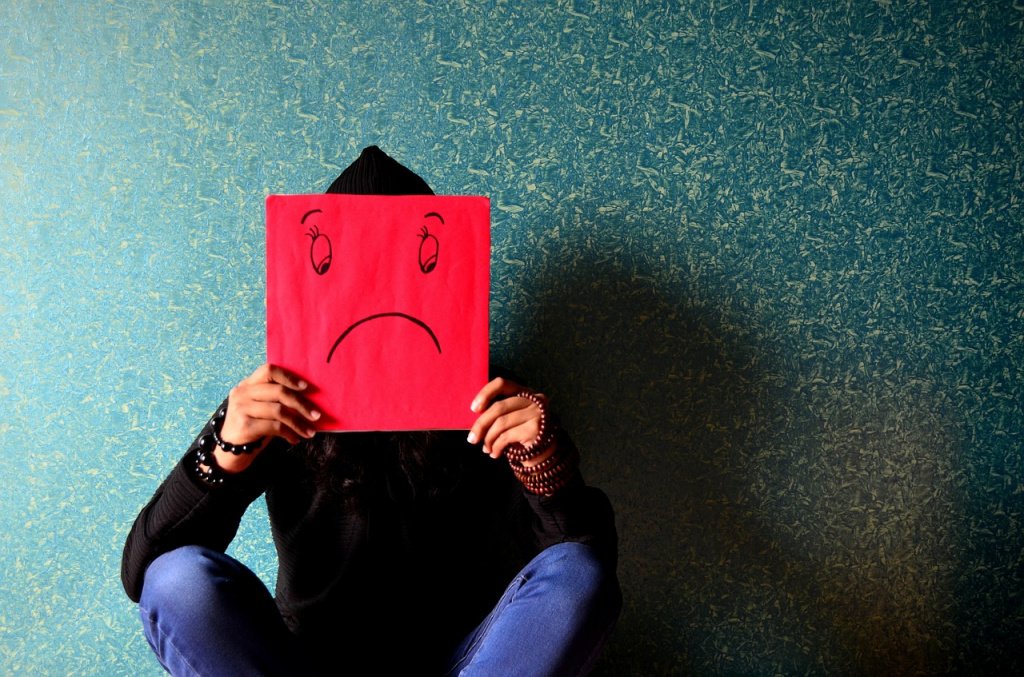 Признаки депрессии: как распознать тревожные симптомы