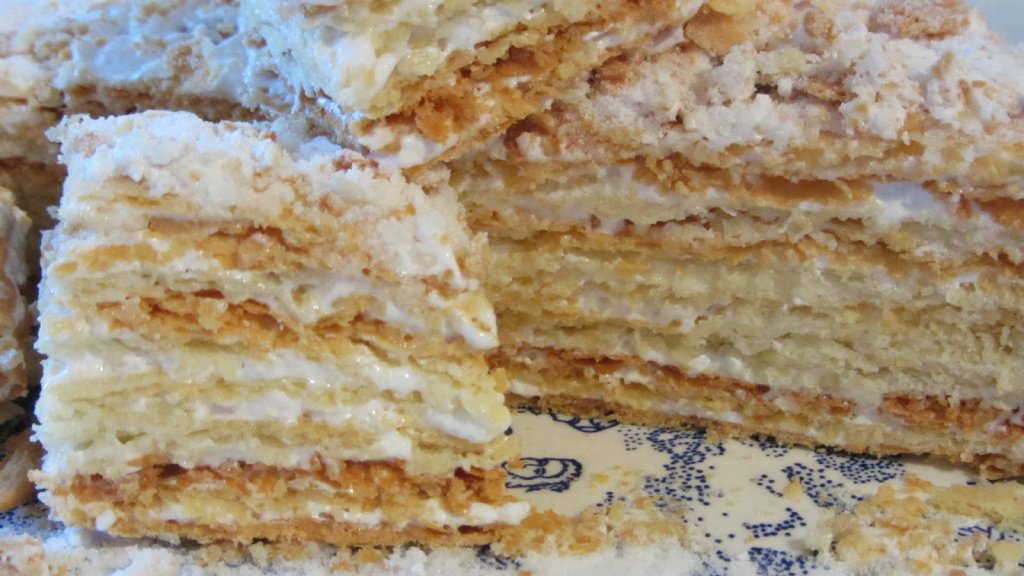 Домашний торт «Наполеон» Источник: blogspot.com