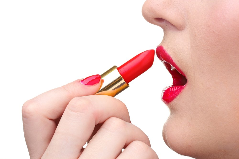 Косметика для губ: арсенал средств для идеального рта