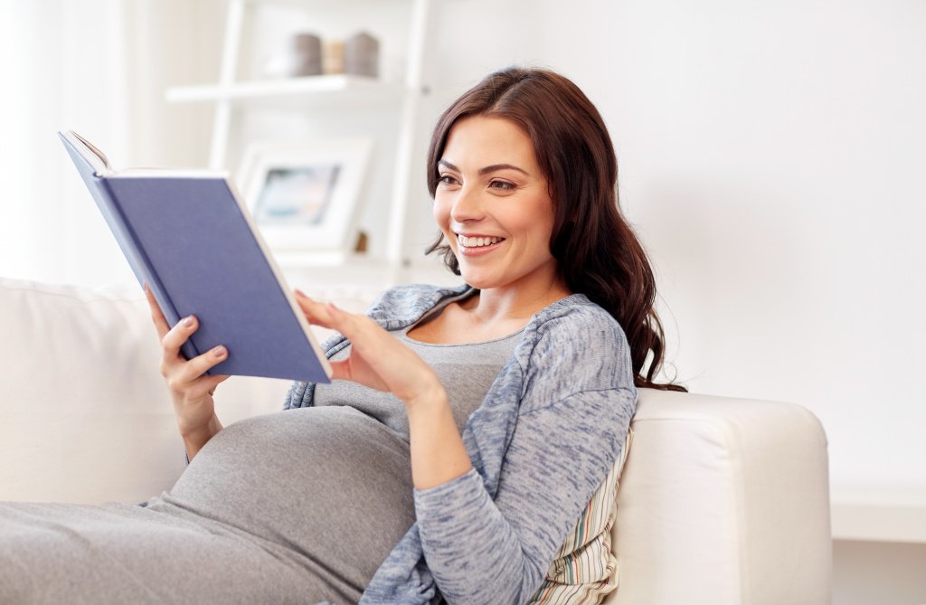 Беременность женщины во втором триместре: приятные занятия