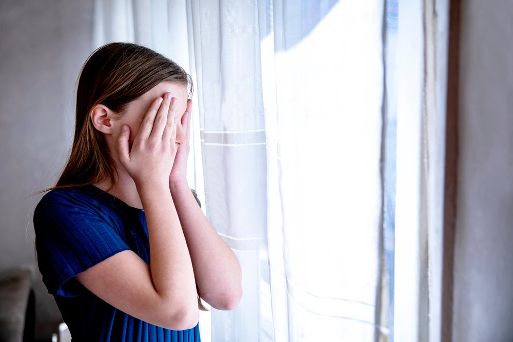 Почему симптомы аутизма у подростка становятся более выраженными?