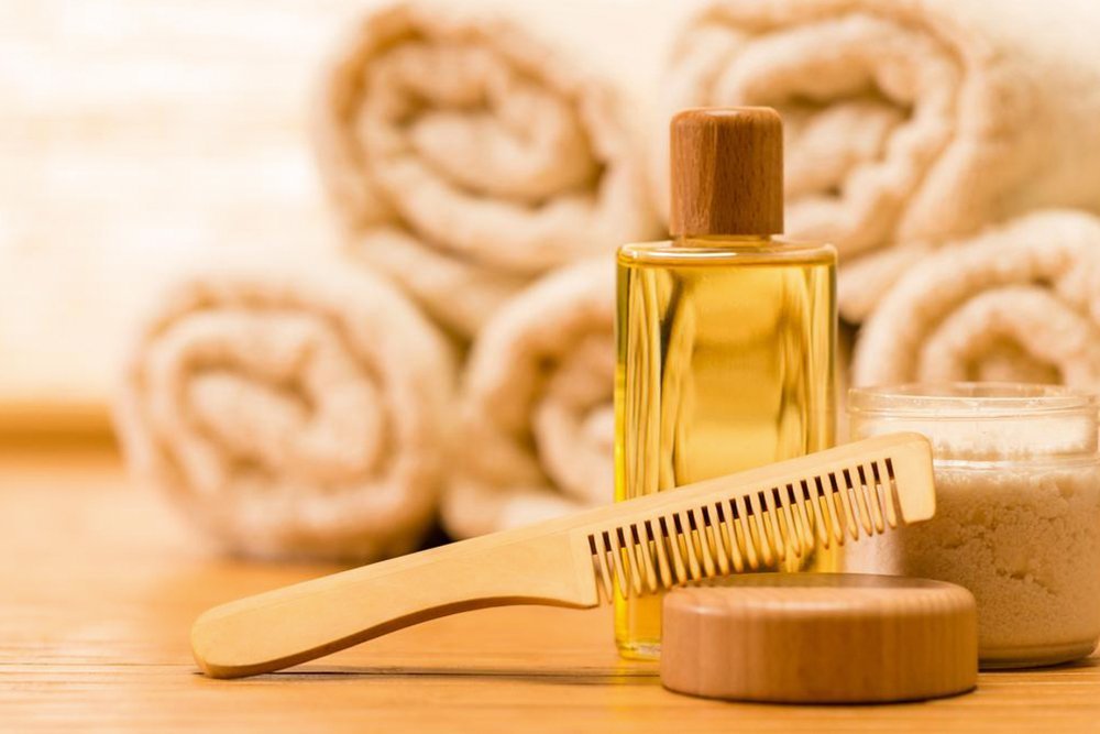 Как сохранить красоту волос во время мытья