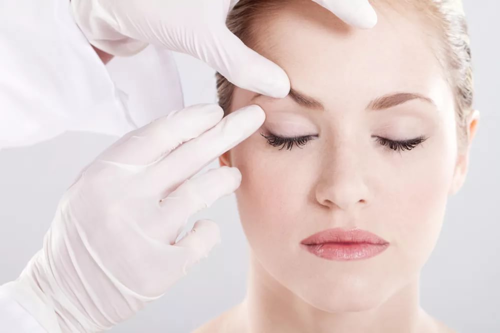 Процедуры для укрепления кожи вокруг глаз thumbnail