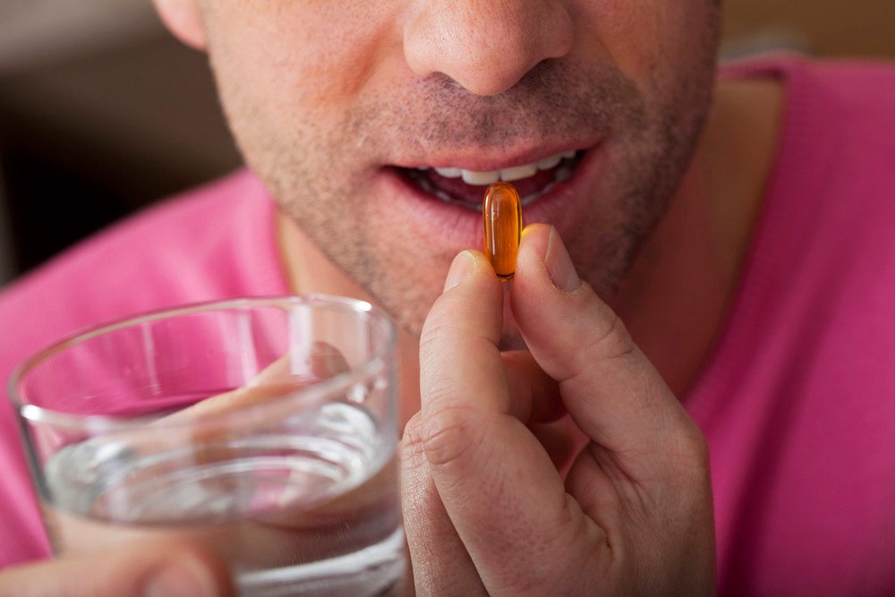 К чему приводит недостаток витаминов у мужчин?