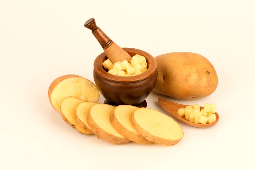 Уход за кожей: полезные свойства картофеля