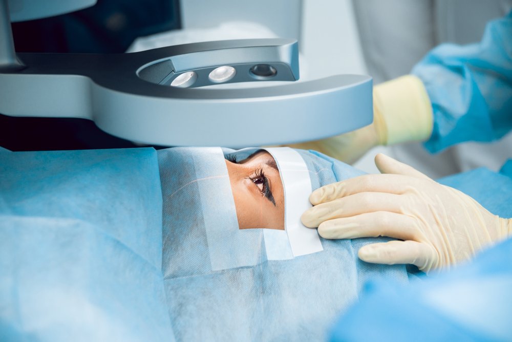Удаление катаракты как способ лечения