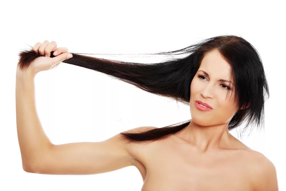 Каковы основные причины выпадения волос после беременности?