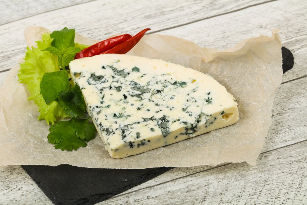 Пикантные продукты питания: любовь к голубому сыру