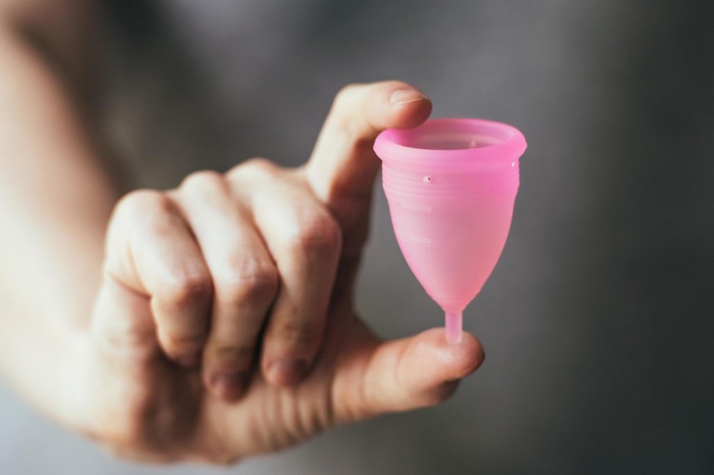 Looncup: смарт-чаша, контроль менструального цикла