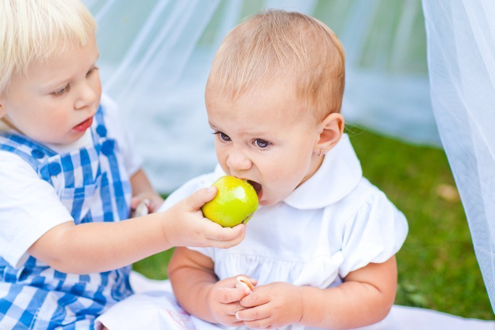 Что делать, если дети не едят фрукты?