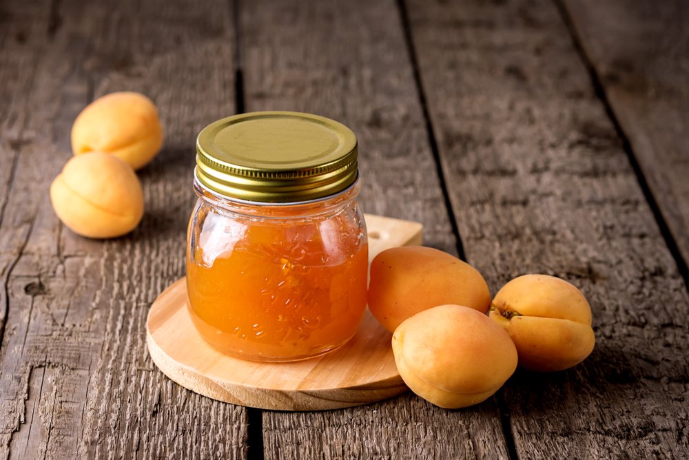 Как варить варенье из абрикосов?