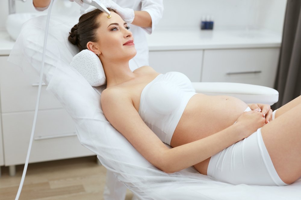 Уход за кожей и лечение акне во время беременности