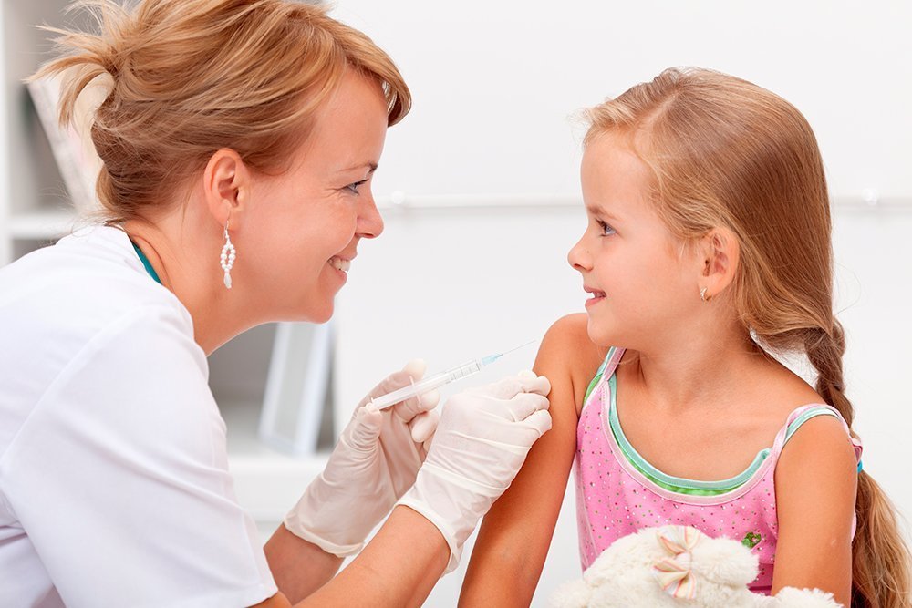 Плюсы и минусы школьной вакцинации