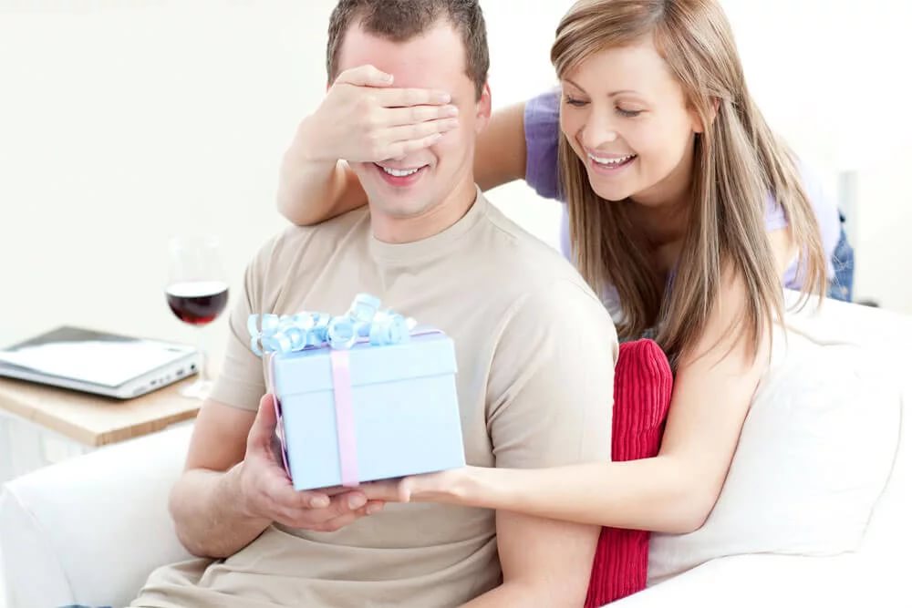 Дарим яркие эмоции: радуйте супруга маленькими сюрпризами