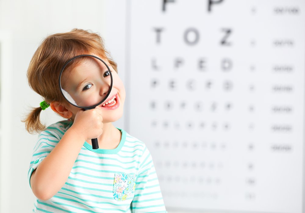 Детская катаракта: почему она возникает?